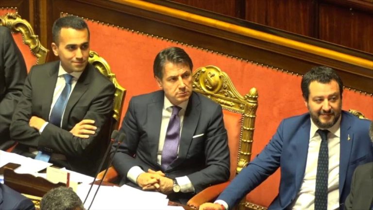 Di Maio e Salvini: “gli 80 euro resteranno e l’Iva non aumenterà”